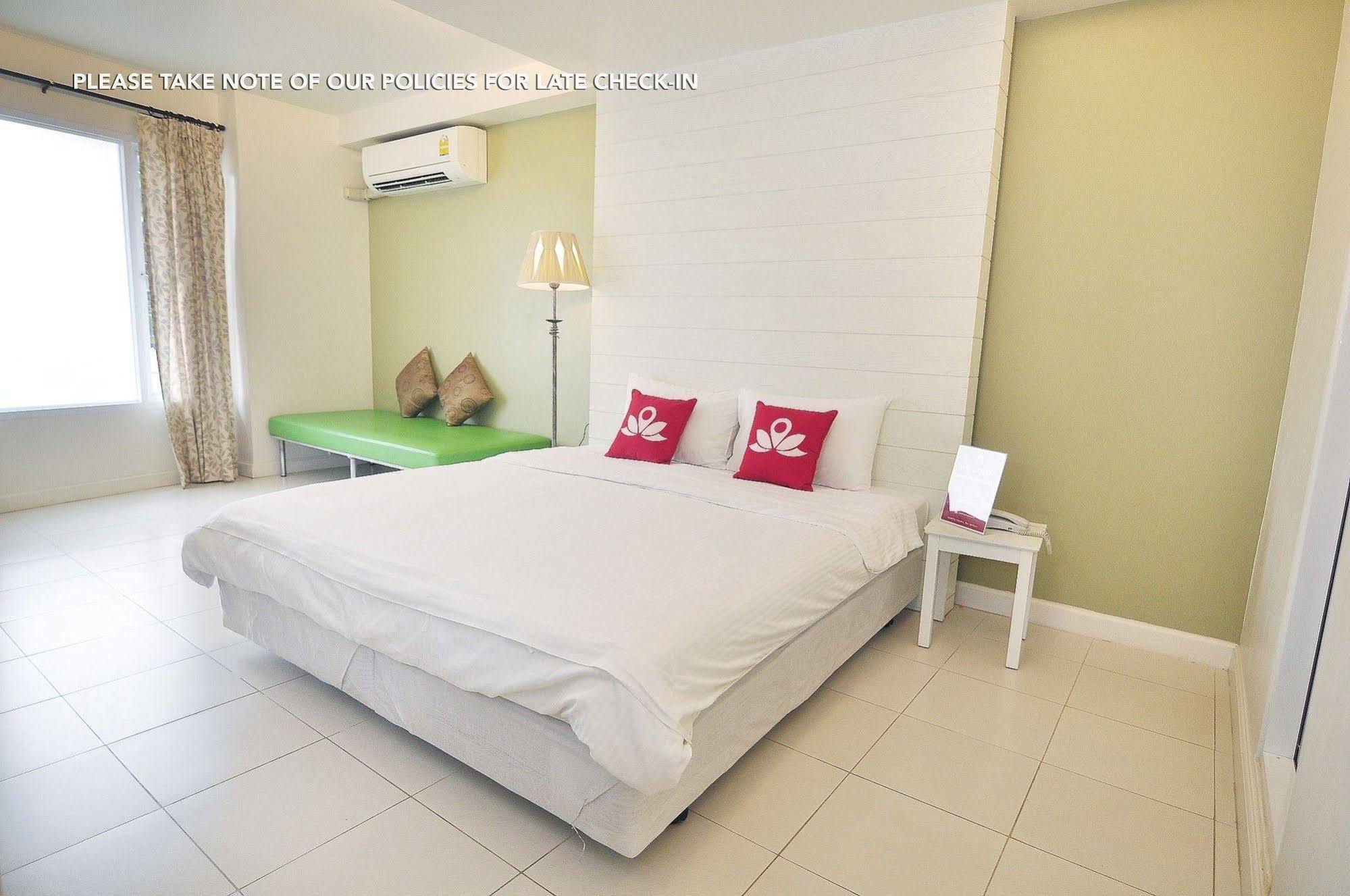 Hotel Zen Panurangsri